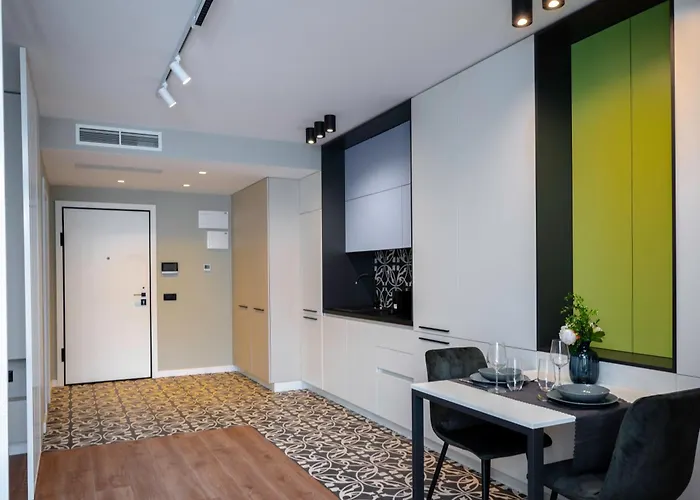 Aviva Living By Flat Mаnager *