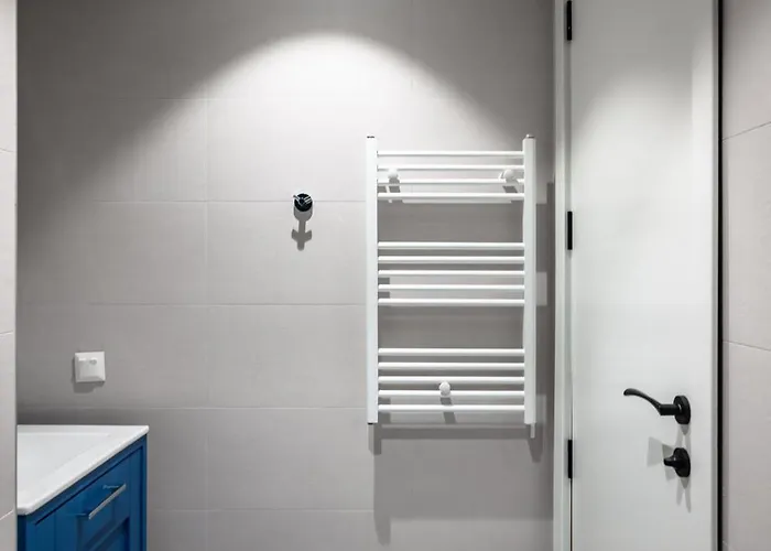 Aviva Living By Flat Mаnager