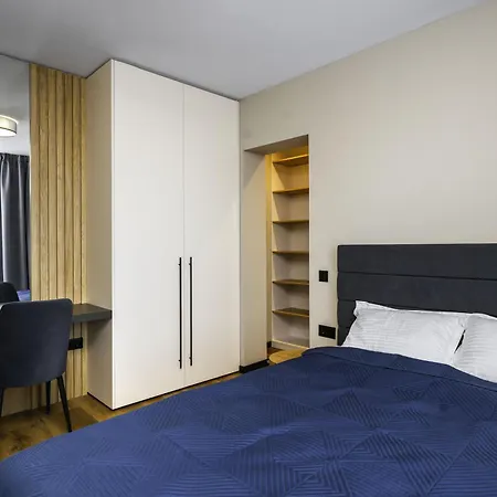 Aviva Living By Flat Mаnager アパート *